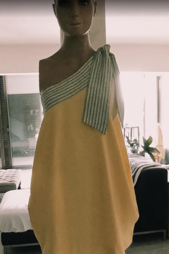 Conception robe jaune